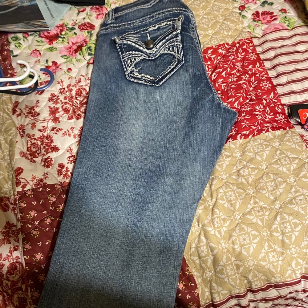 Capris - Picture 2 of 2